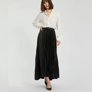 NWT maxi satin accordion skirt